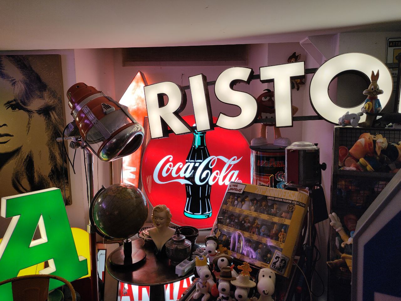 Brera, insegne e fumetti