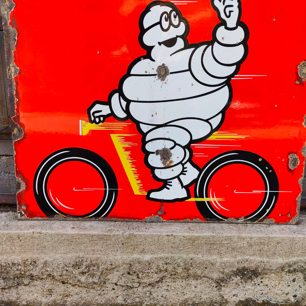 Advertising sign - Michelin