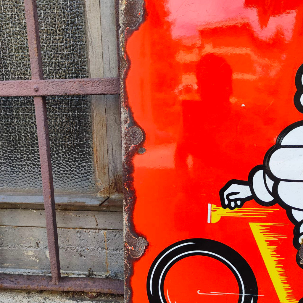 Advertising sign - Michelin