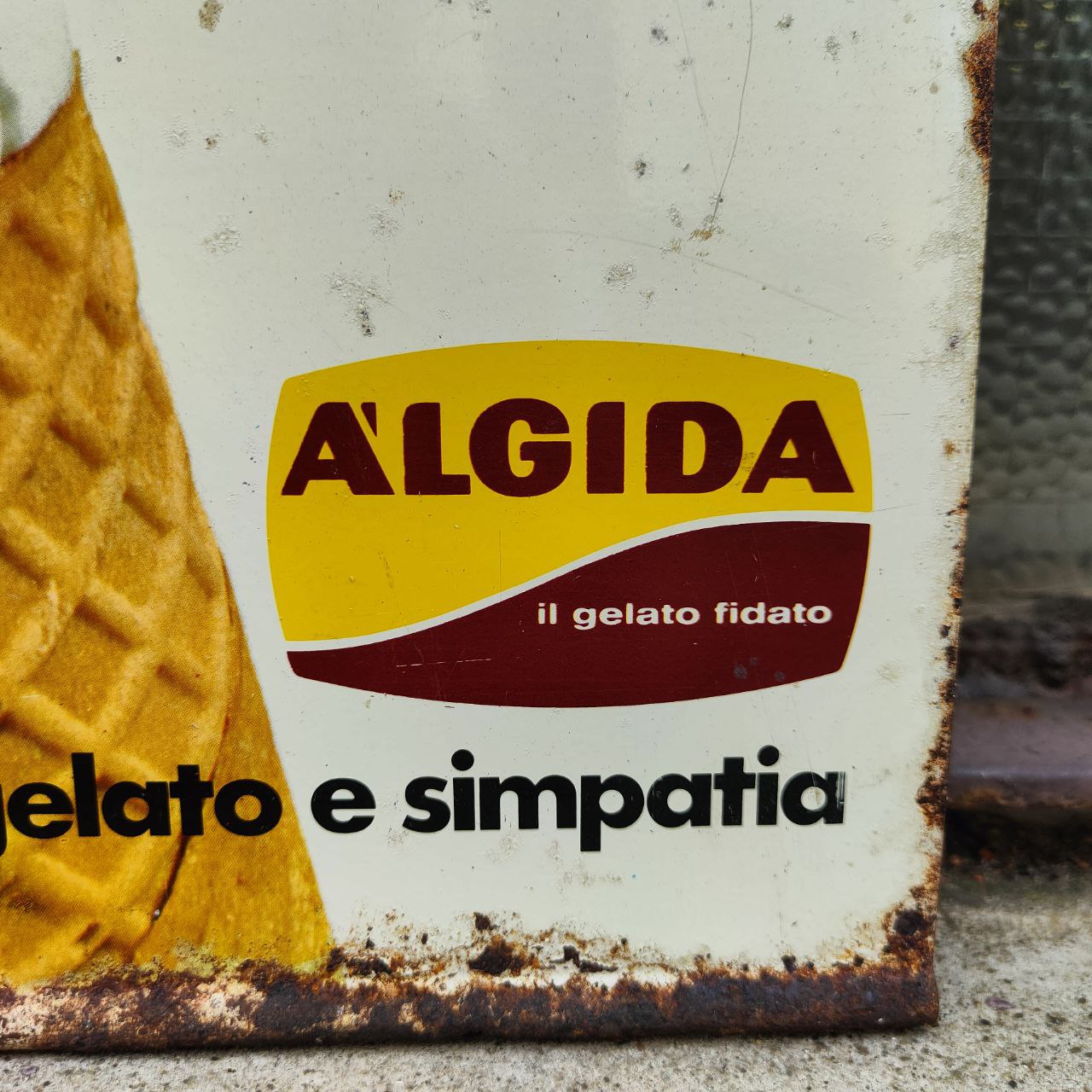 Advertising sign - Cornetto Algida