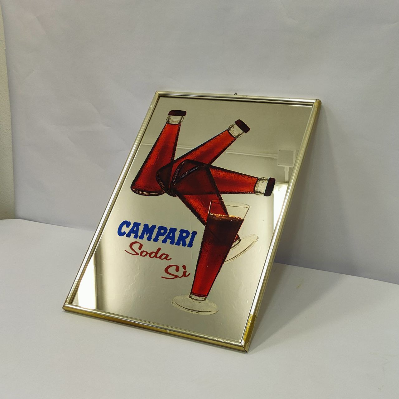 Campari Soda Mirror Yes