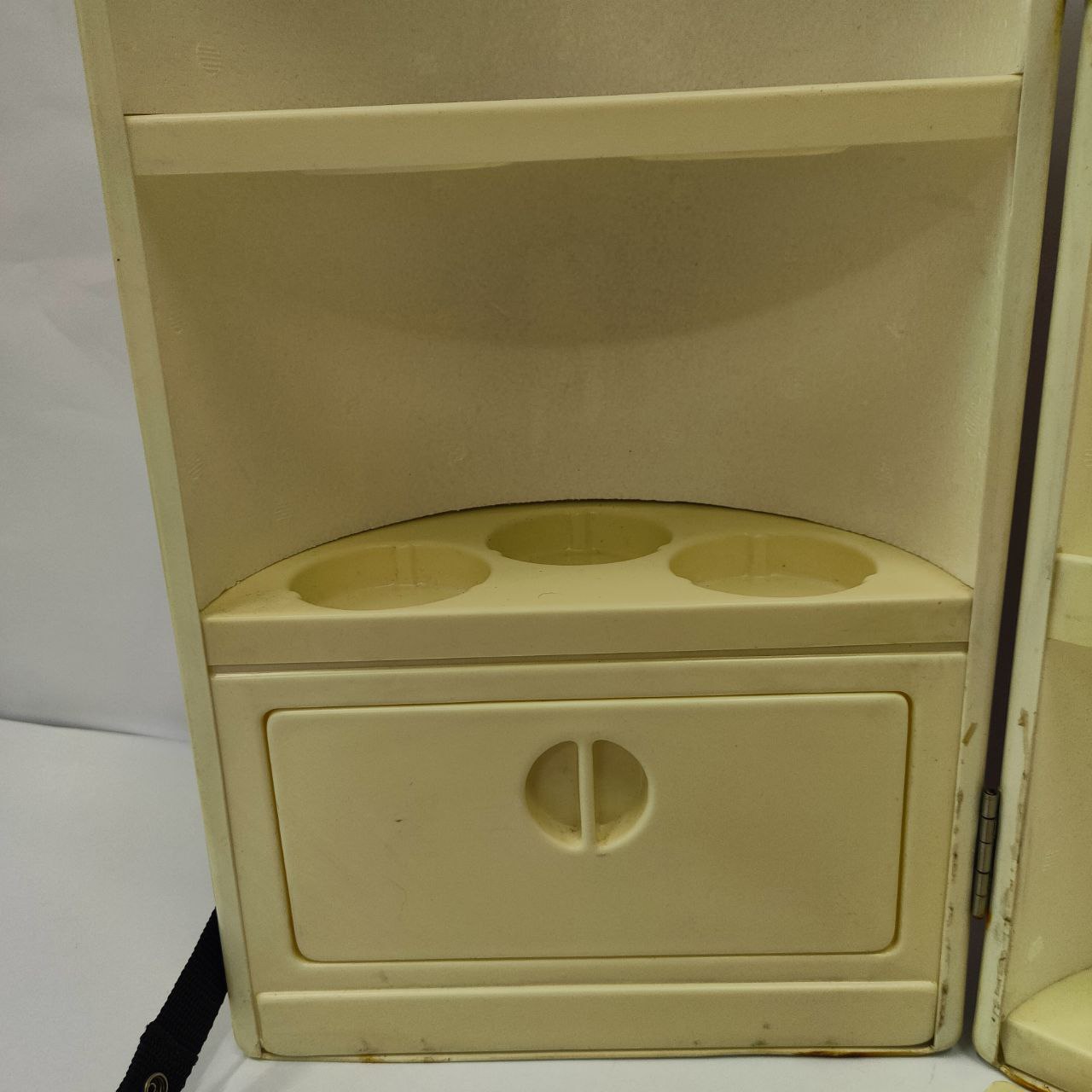 Budweiser drink holder