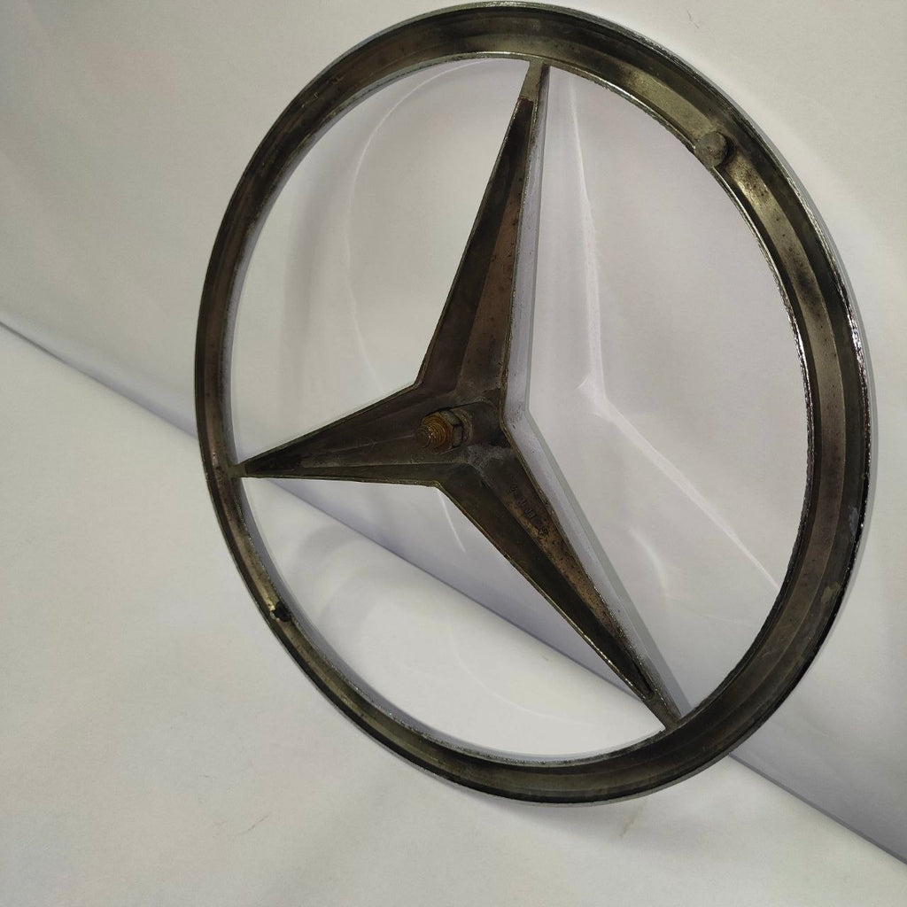 Vintage Mercedes Benz emblem