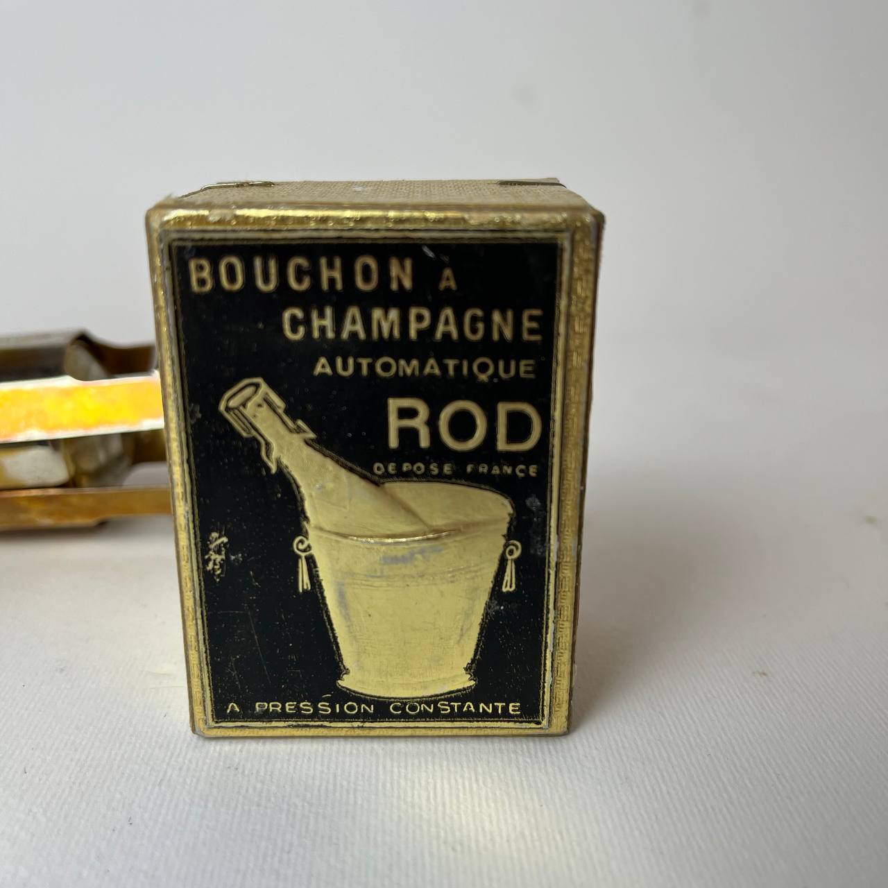 Champagne cork prototype