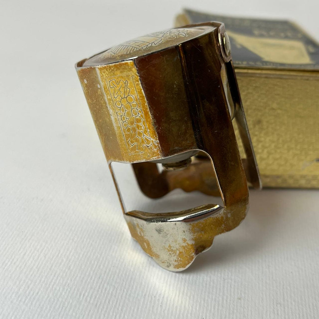 Champagne cork prototype