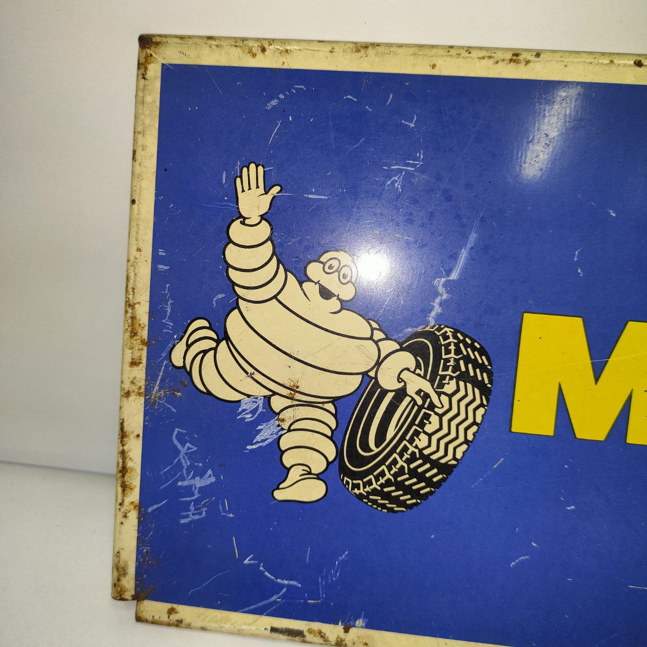 Sign - Michelin
