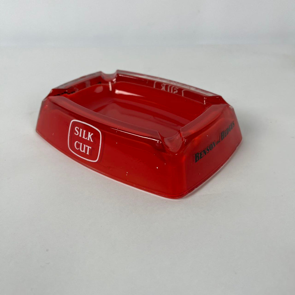 Posacenere pubblicitario - Silk Cut and Benson & Hedges