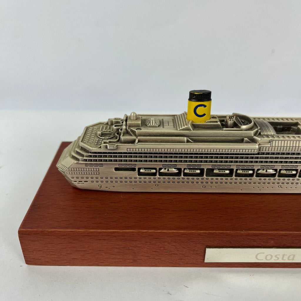 Costa Favolosa model