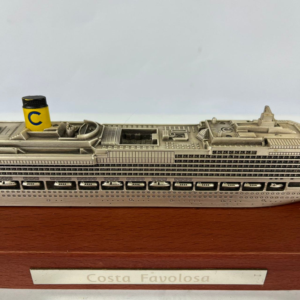 Costa Favolosa model