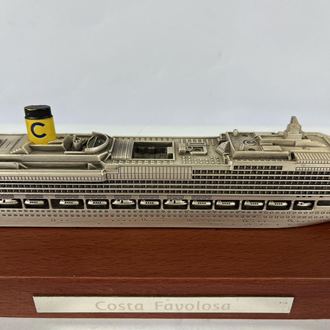 Costa Favolosa model