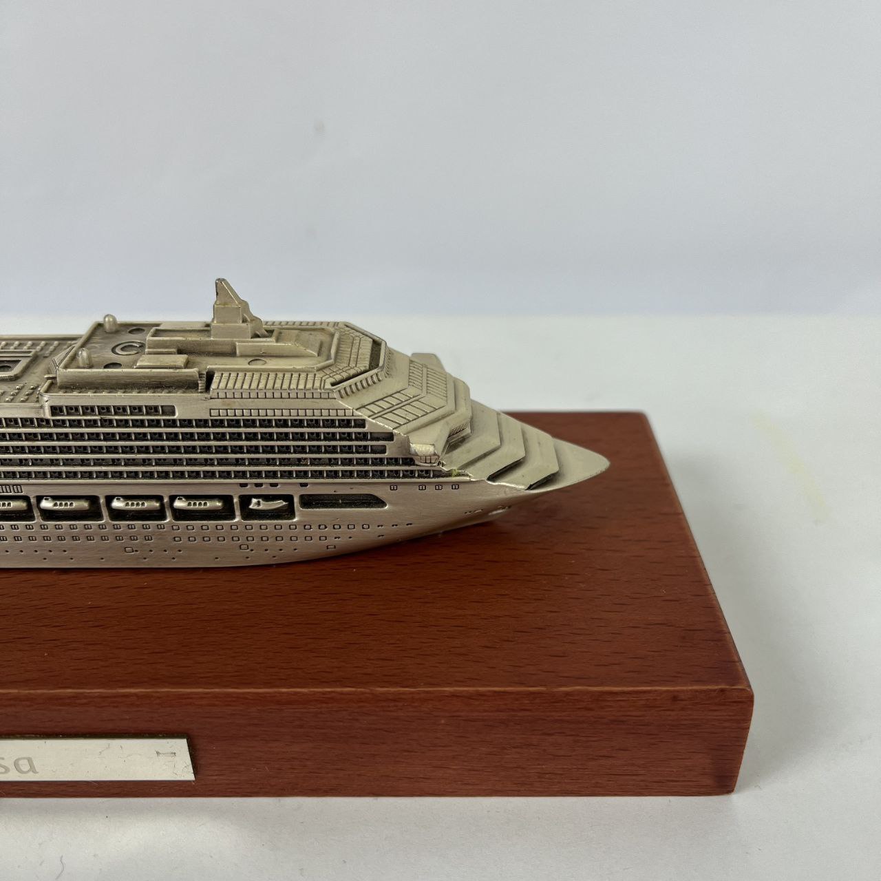 Costa Favolosa model