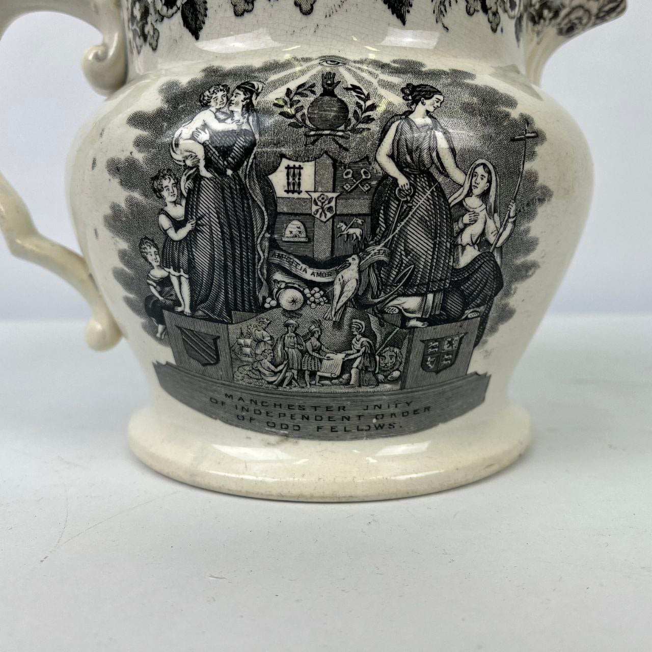 Brocca in terraglia - Independent Order of Odd Fellows | Fine '800