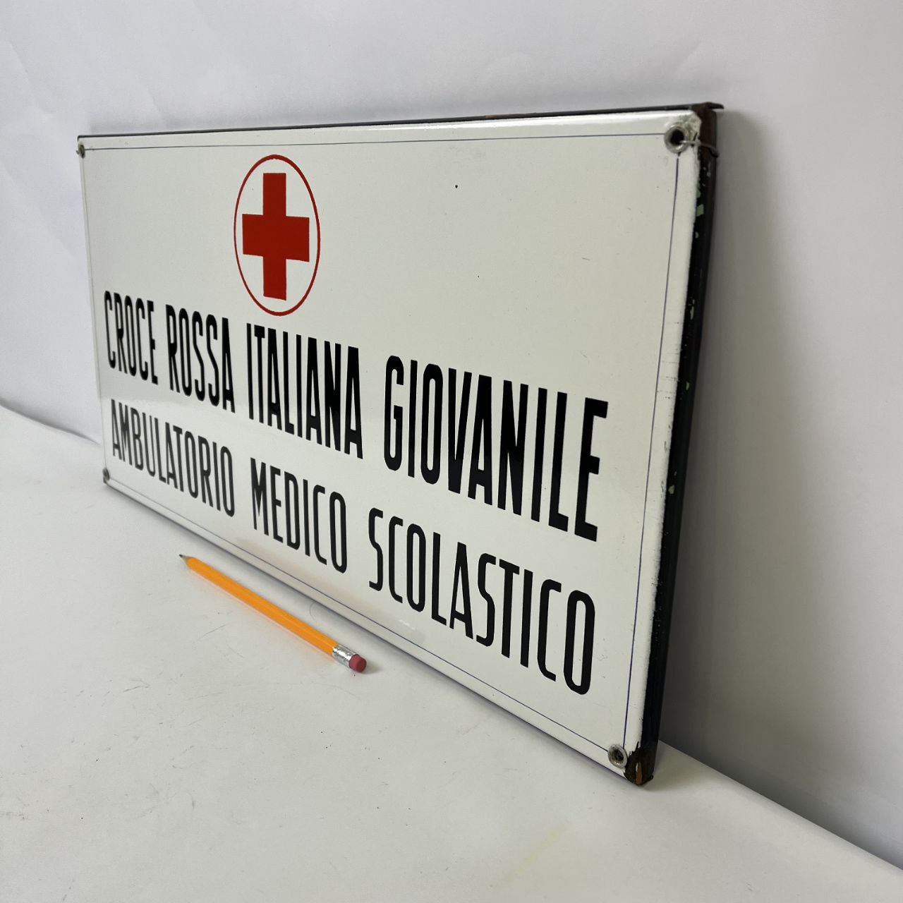 Targa smaltata - Croce Rossa Italiana Giovanile