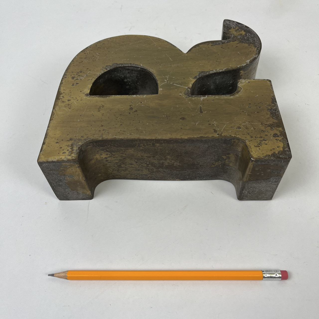 Insegna - Lettera "R"