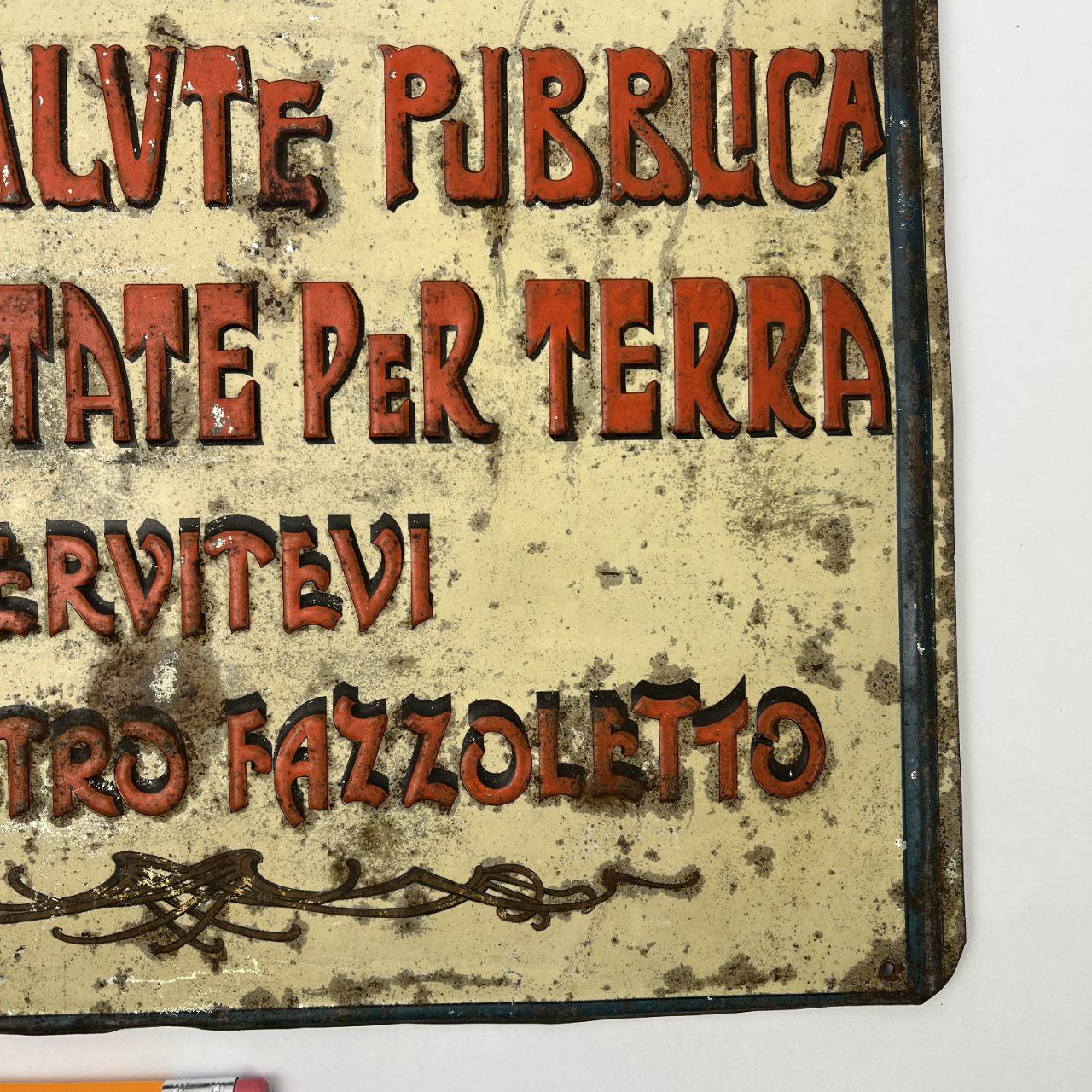 Insegna - Per rispetto della casa di Dio, non sputare per terra