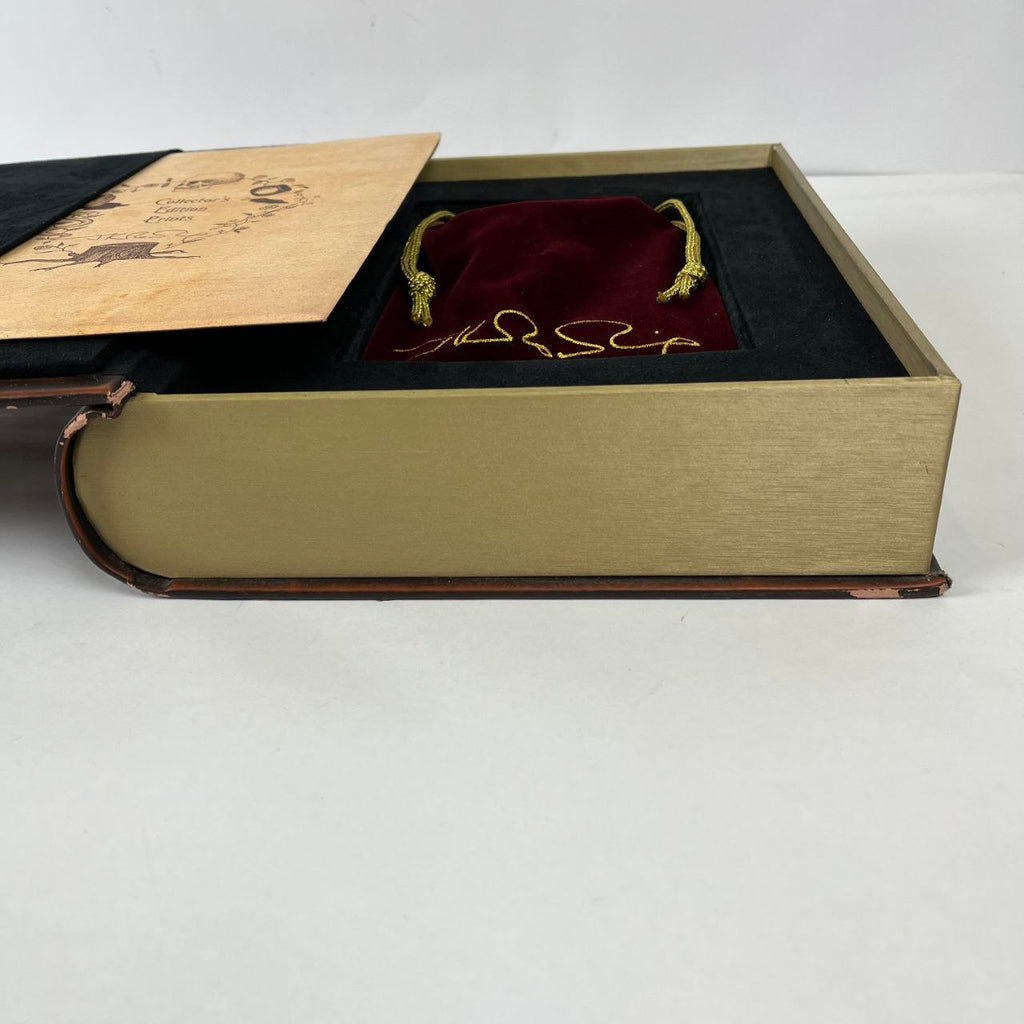 The Tales Of Beedle The Bard Collector's 1st Edition - J.K. Rowling Harry Potter