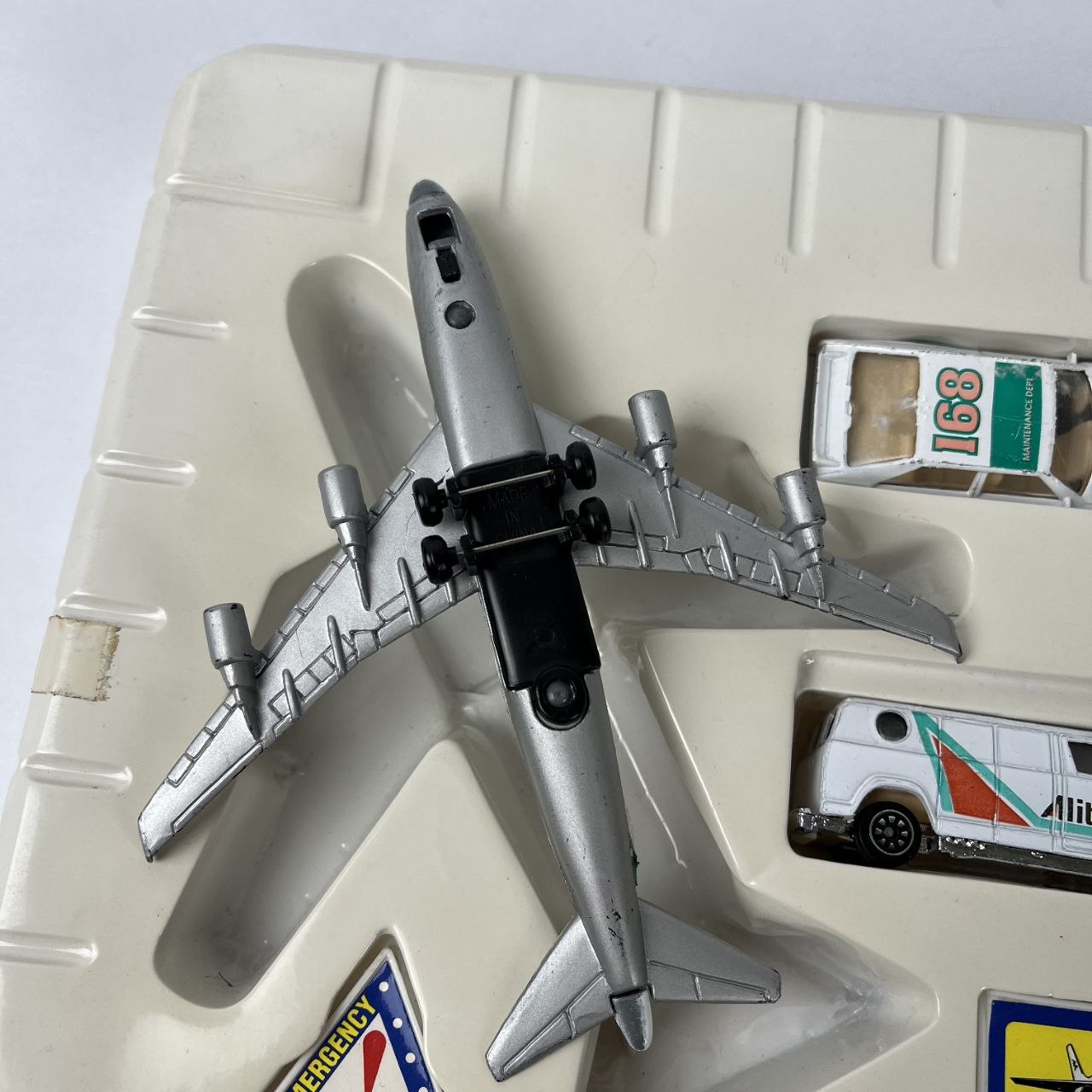 Alitalia Deluxe Airport Set【新品・未開封】 Alitalia - Airport Set, Boeing 747 – Il Cirmolo