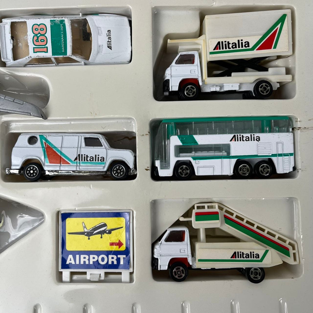 Alitalia - Airport Set, Boeing 747