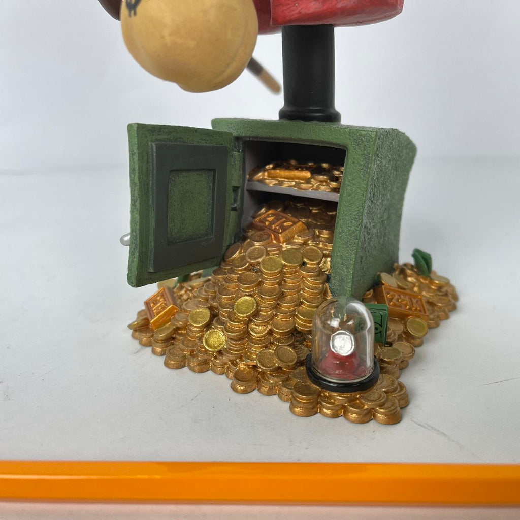 Figurine - Scrooge McDuck Walt Disney Showcase Collection, signed by Ruben Procopio
