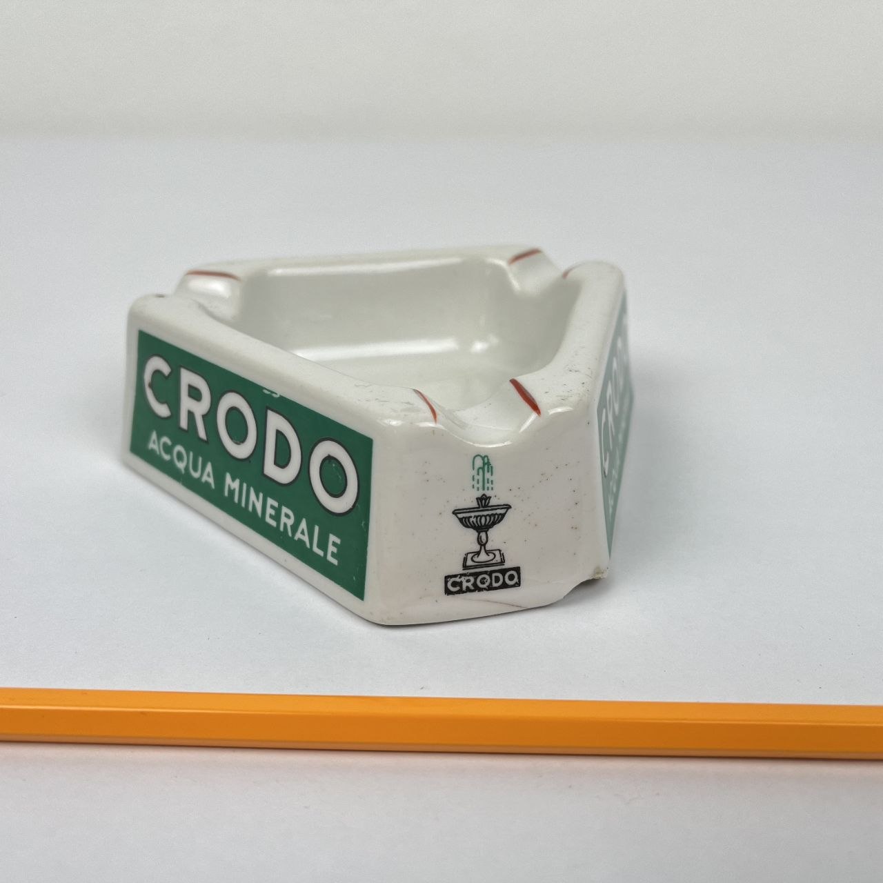 Posacenere pubblicitario - Acqua Crodo