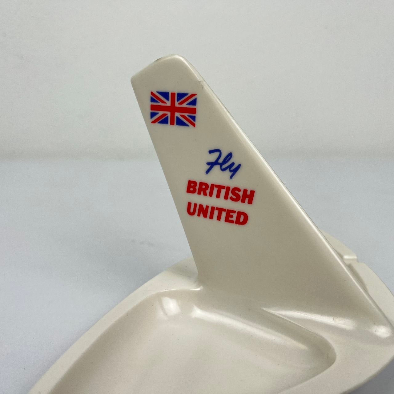 Posacenere pubblicitario - British United Airways "Tail Fin"