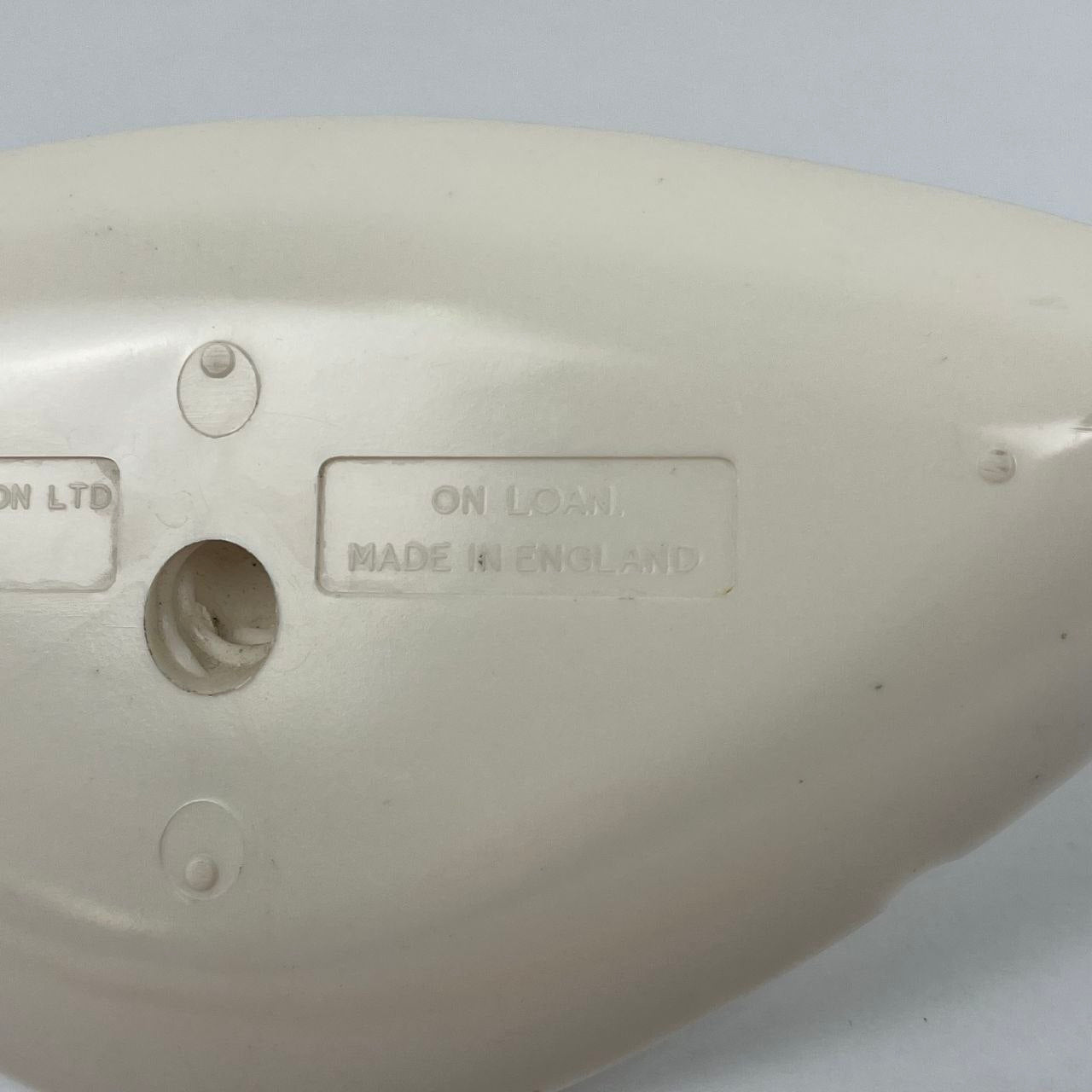 Posacenere pubblicitario - British United Airways "Tail Fin"