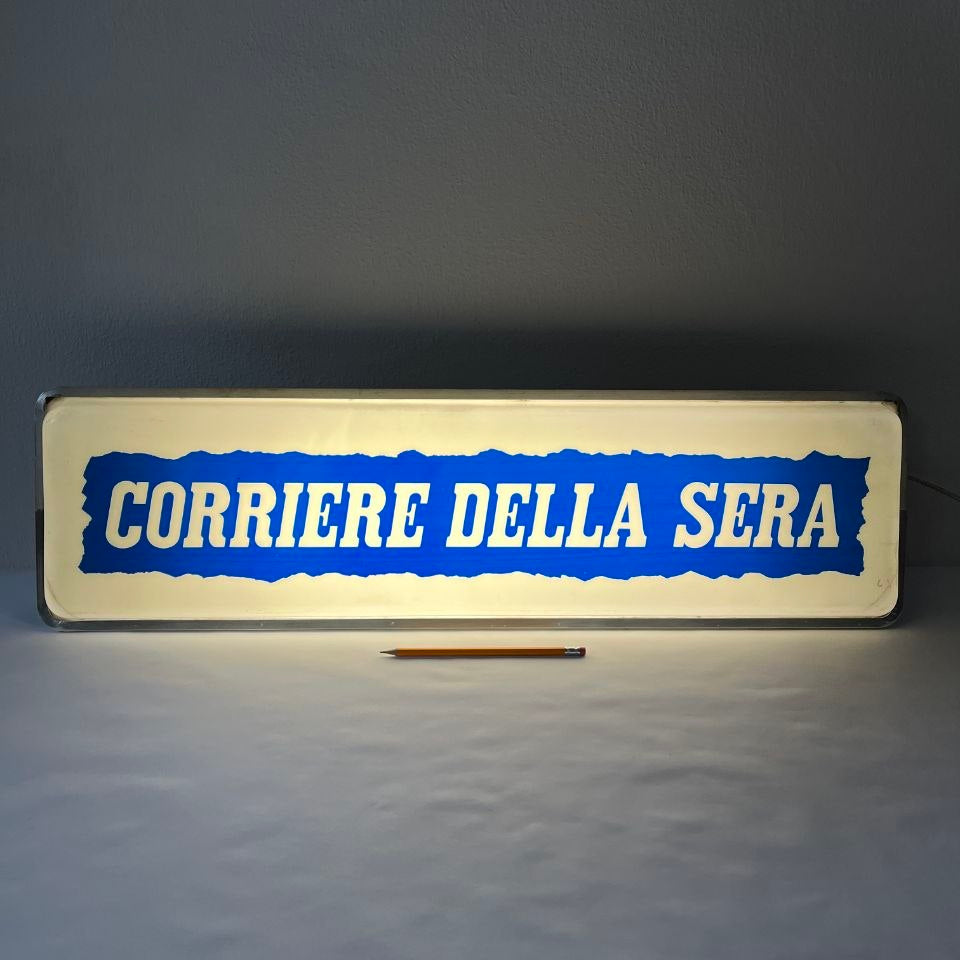 Insegna luminosa - Corriere della Sera | Anni '60