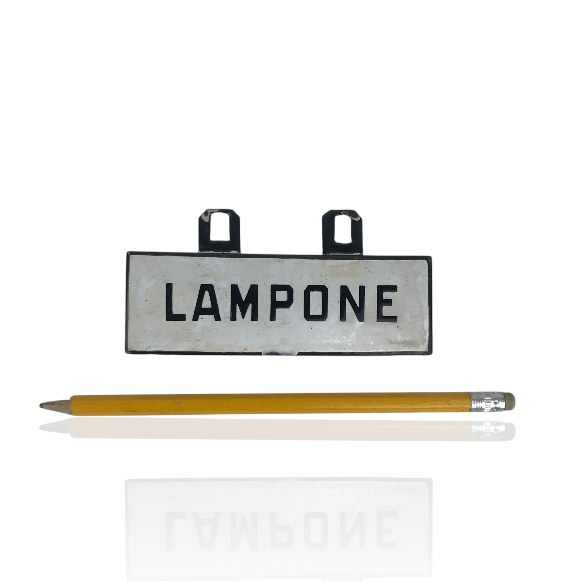 Enamel Plate - Raspberry | 1950s