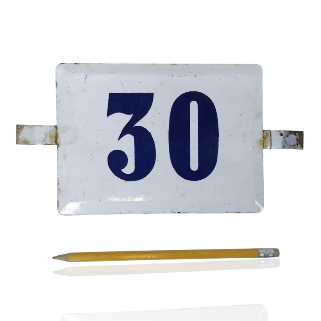 Enameled plaque - Civic 30