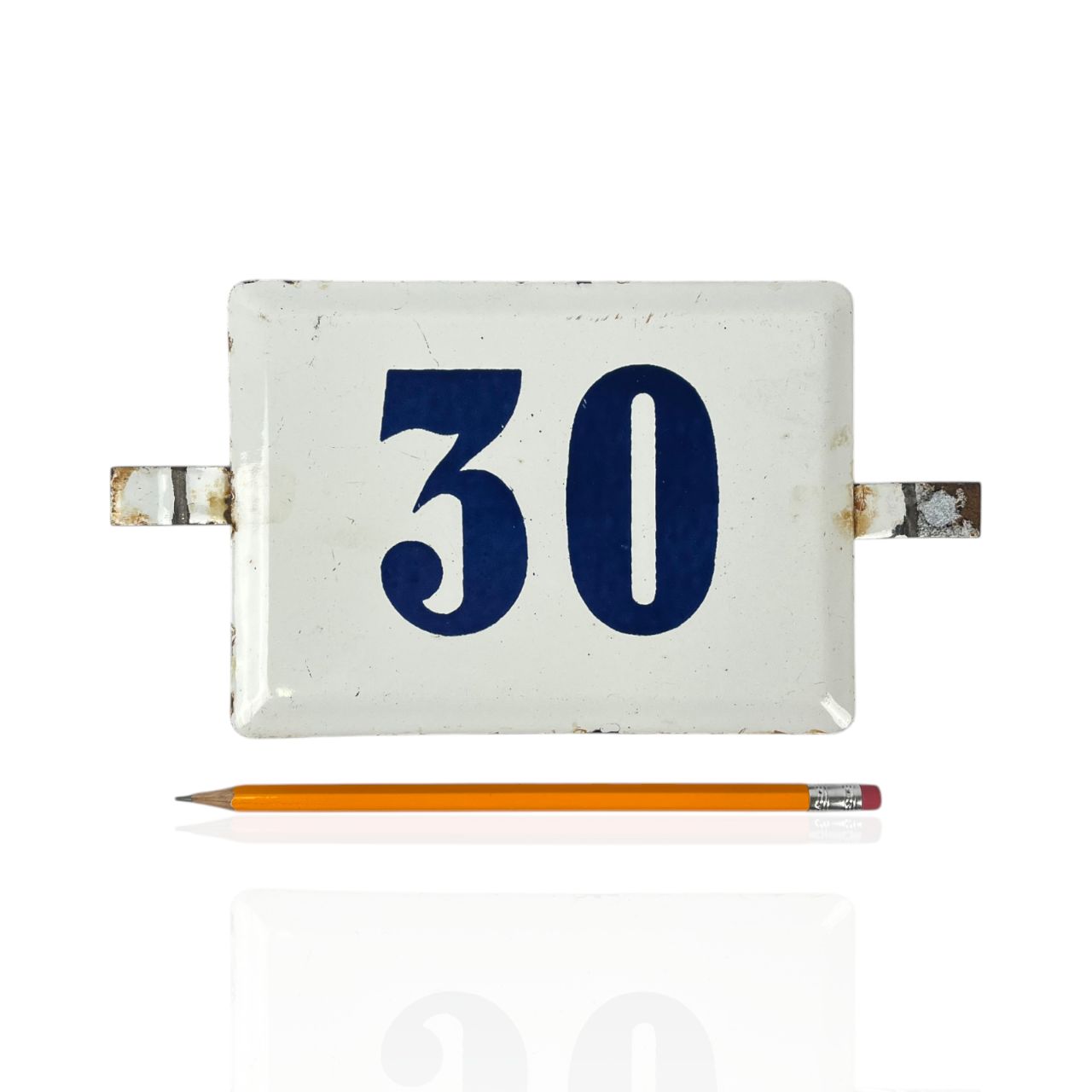 Enameled plaque - Civic 30