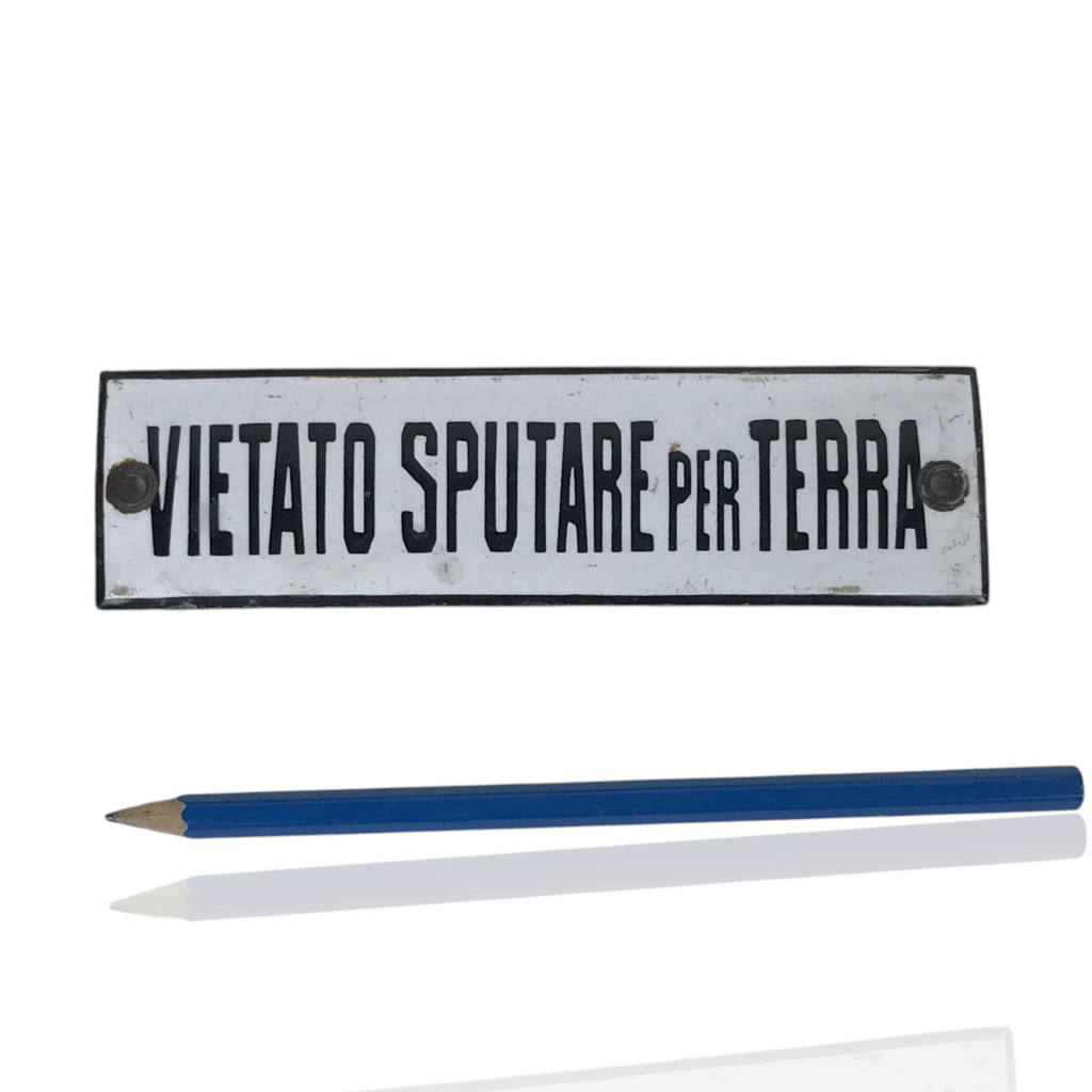 Enamel sign - No spitting on the ground