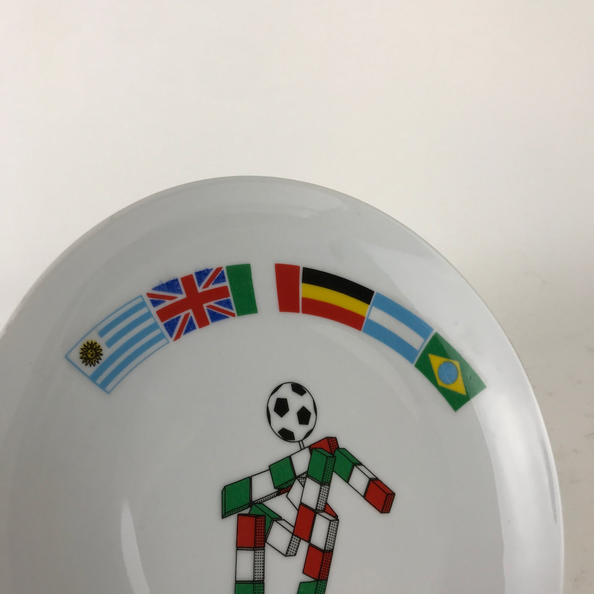 Commemorative plate - ITALY '90